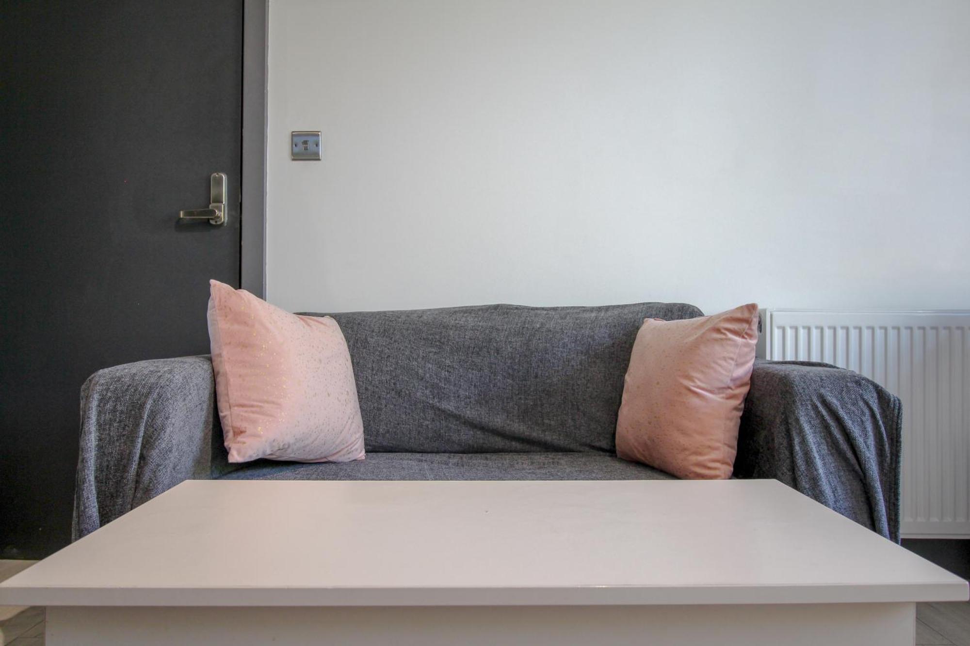 Double Modern Studio London Daire Dış mekan fotoğraf